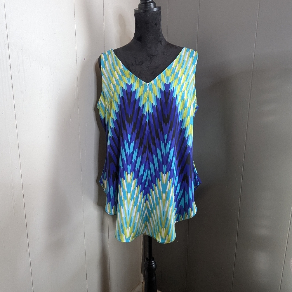 Multicolored V-Neck Sleeveless Relaxed Tank Top